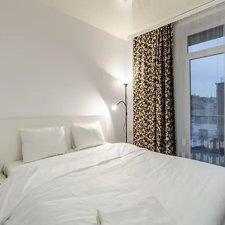 Balabana Ct Apartment *
