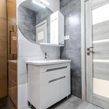 Balabana Ct Apartment